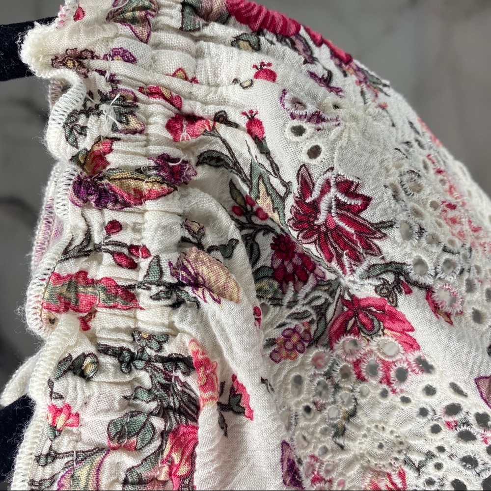 AE Off Shoulder Floral Ruffle Top - Picture 6 of 11